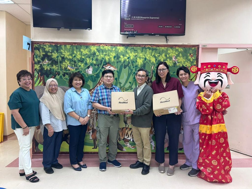 Medical equipment donation to Likas Children’s Hospital